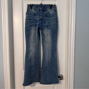 Women's High Rise Button Fly Bootcut Flared Jeans Size 6 with stretch